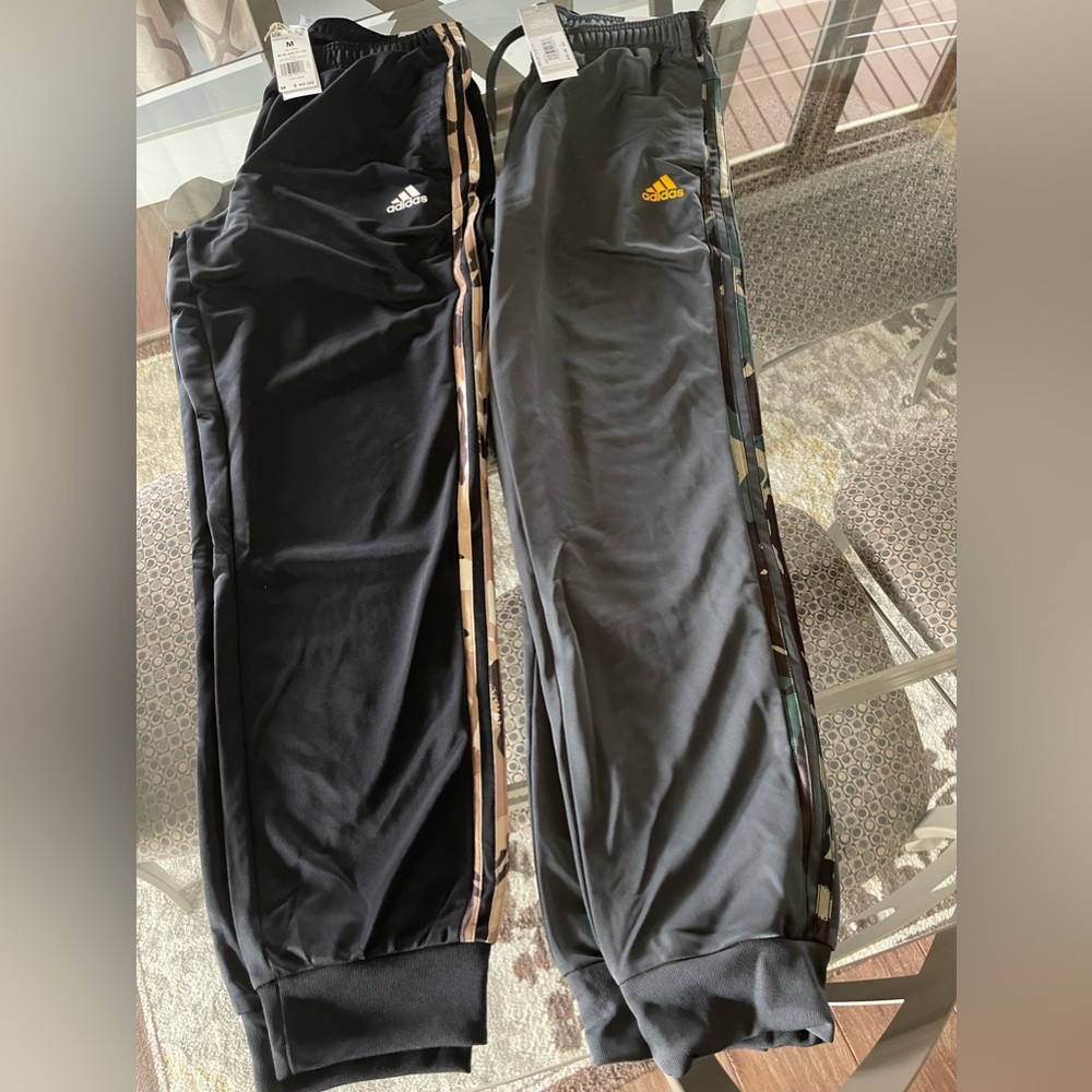 Lot 2 pairs Adidas joggers. Size men’s M